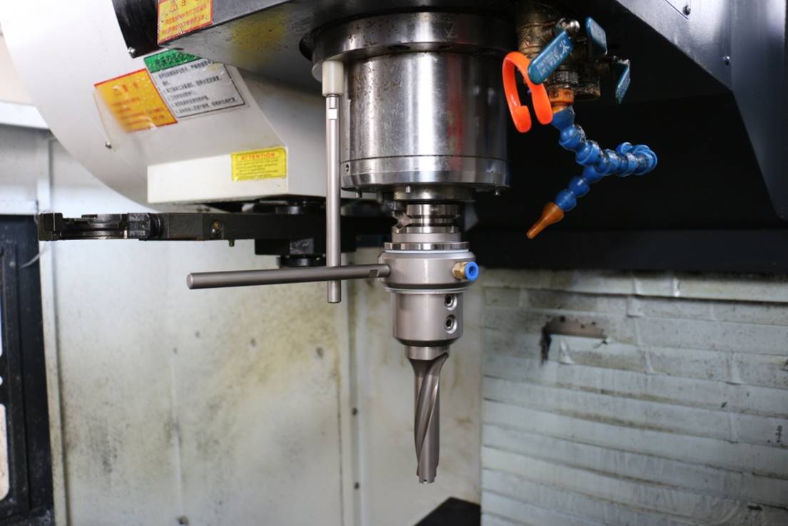 1566732302189045.jpg 去毛刺|倒角|浮動(dòng)鉸刀柄|滾壓刀