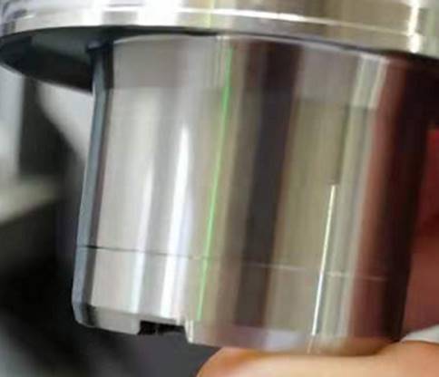 使用金剛石滾壓前