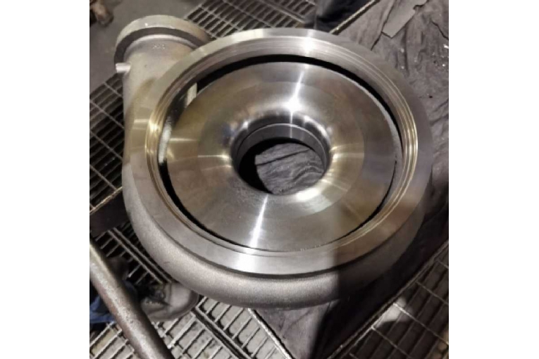 上下浮動(dòng)去毛刺刀柄加工現(xiàn)場(chǎng)